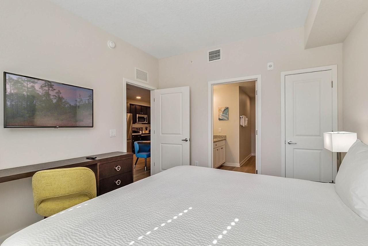 Executive Three-Bedroom Apartment