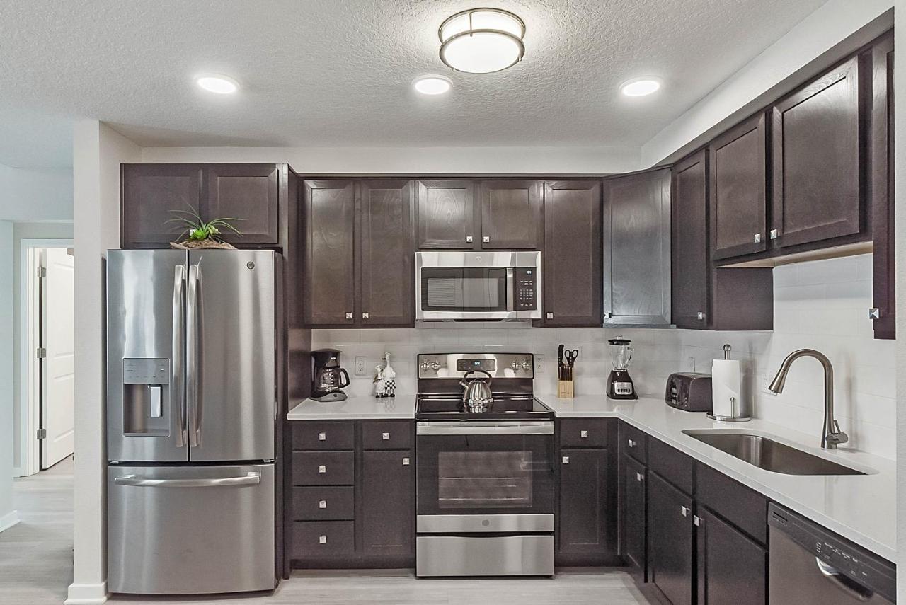 Executive Three-Bedroom Apartment