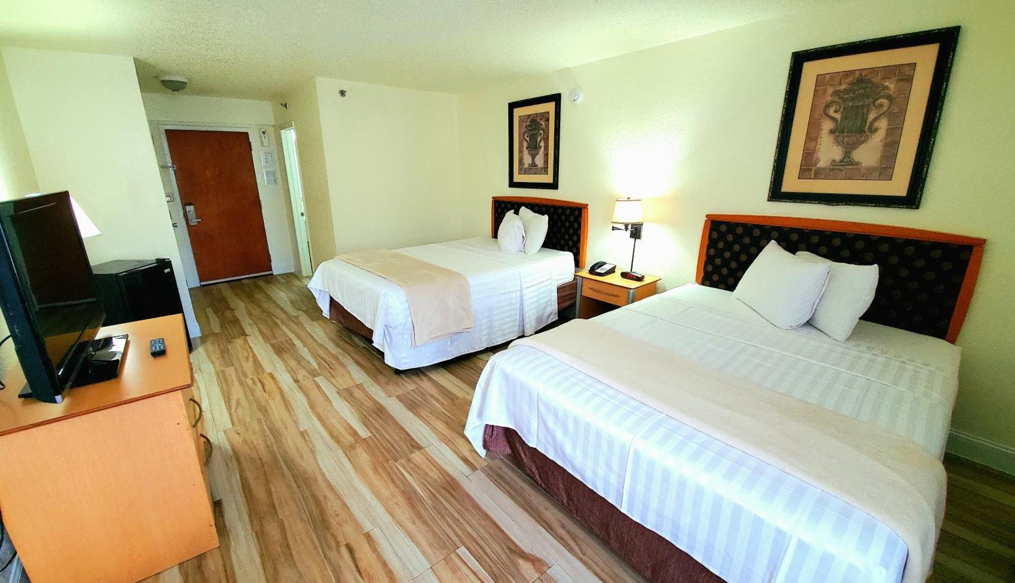 Standard Double Room Two Double Beds
