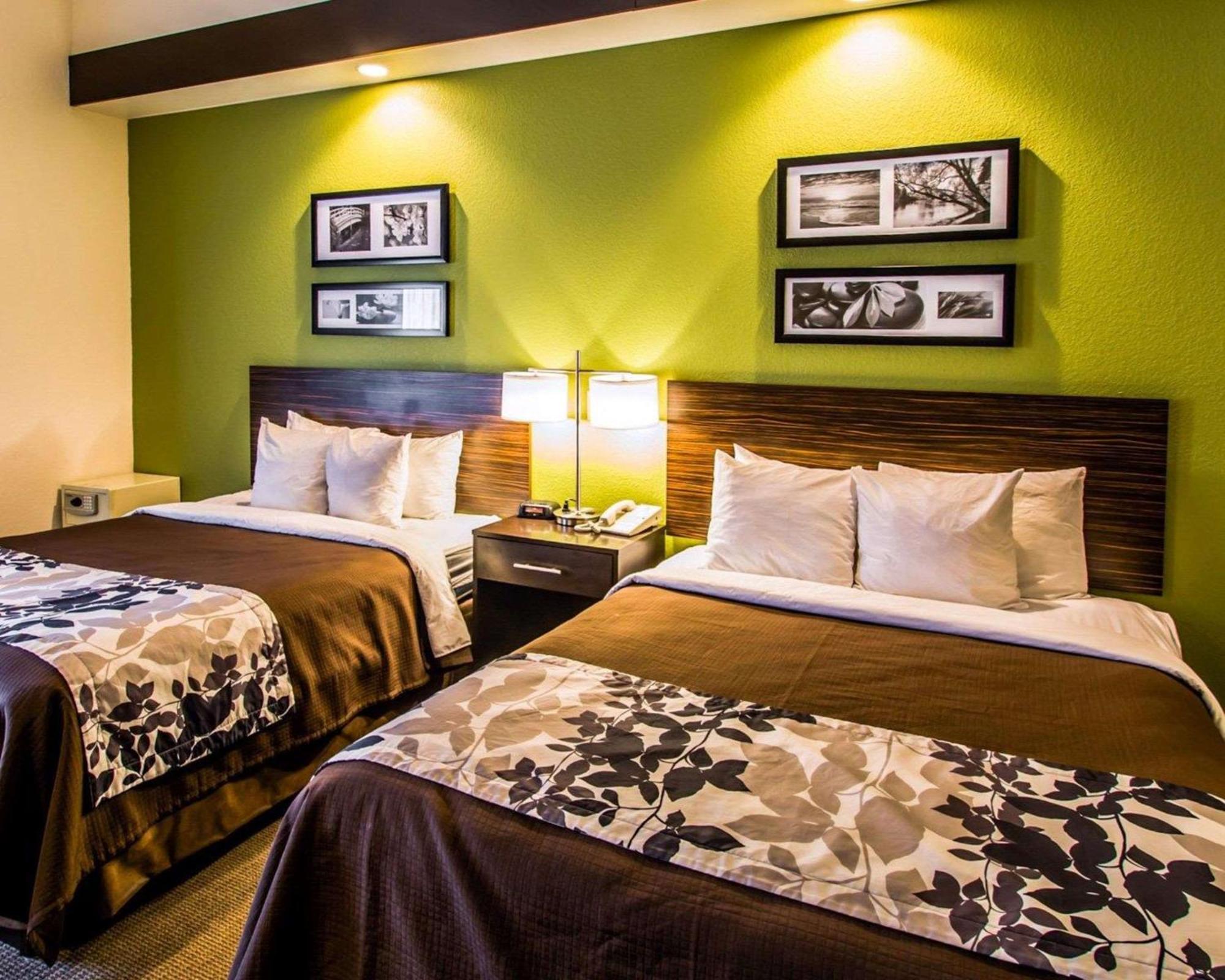 Chambre avec 2 Grands Lits Queen-Size