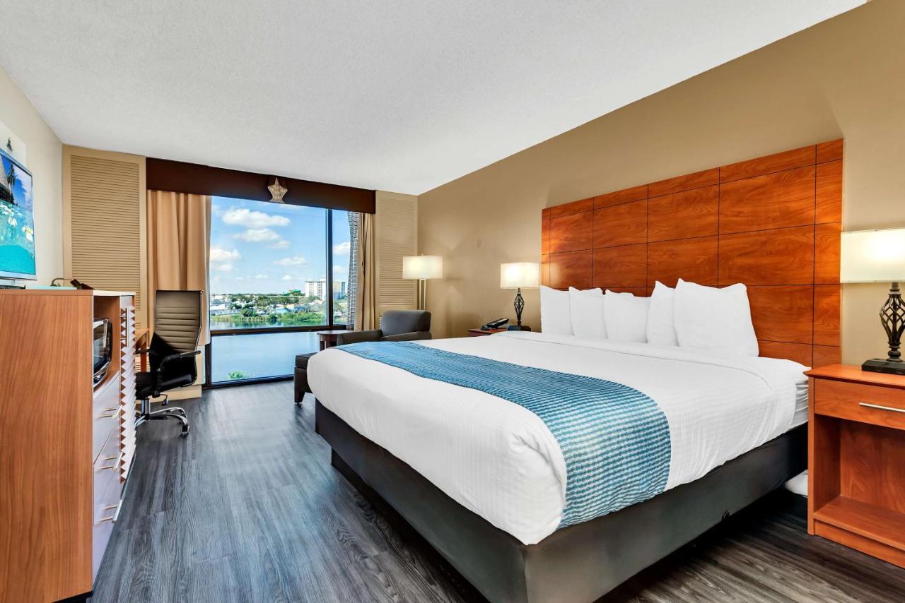 Premium Room 1 King Bed with a Water view