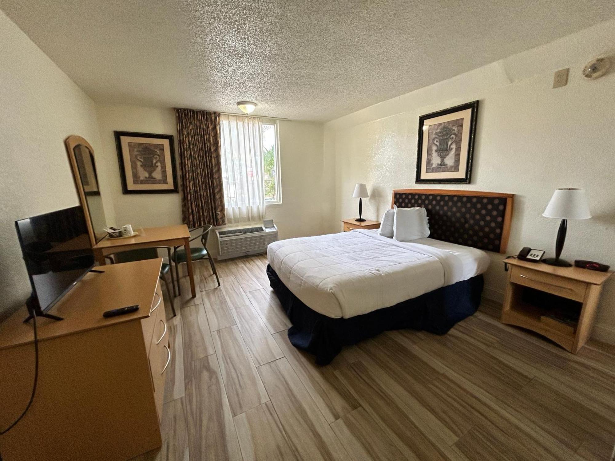 Standard Double Room Two Double Beds