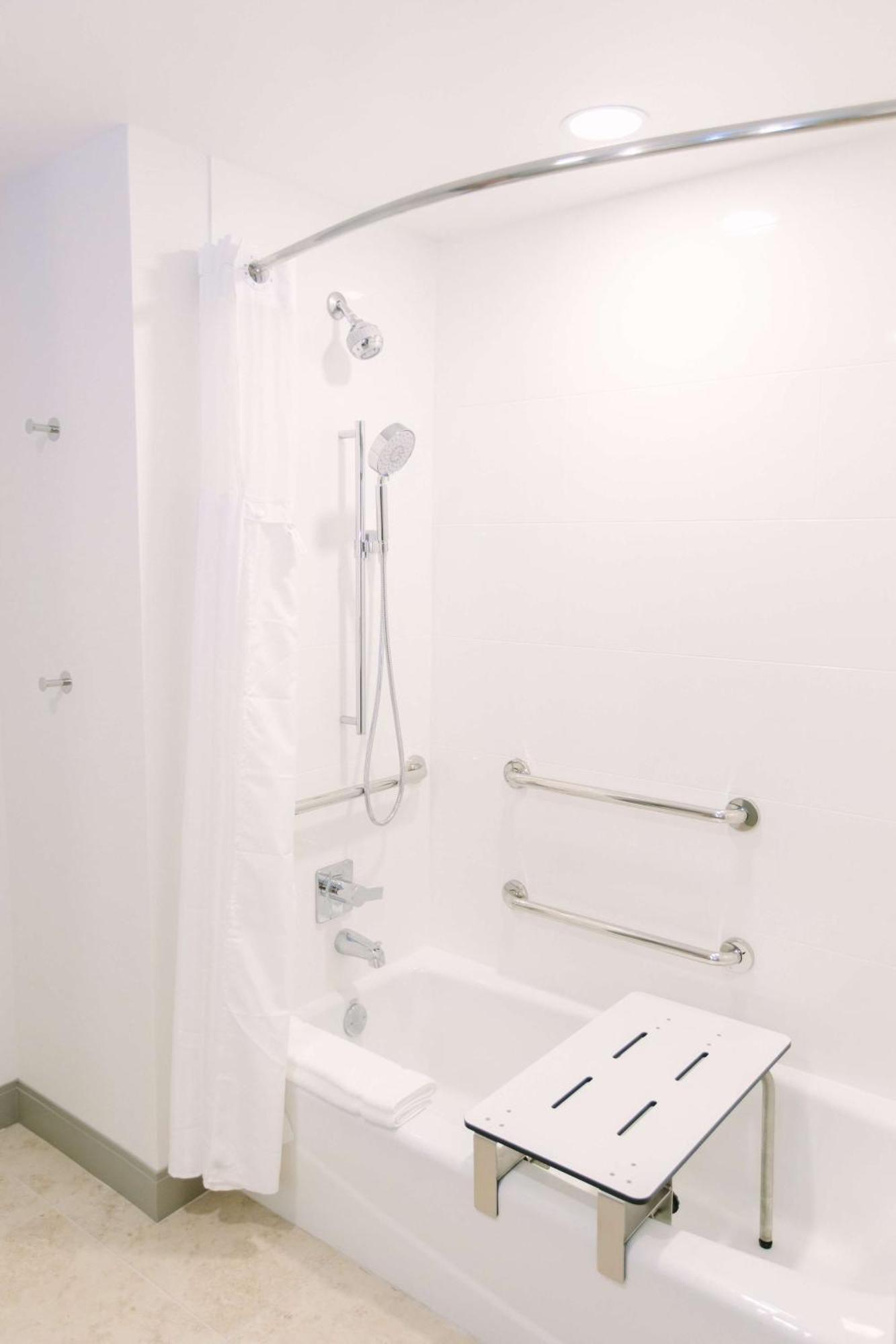 Queen Room Two Queen Beds Mobility Access