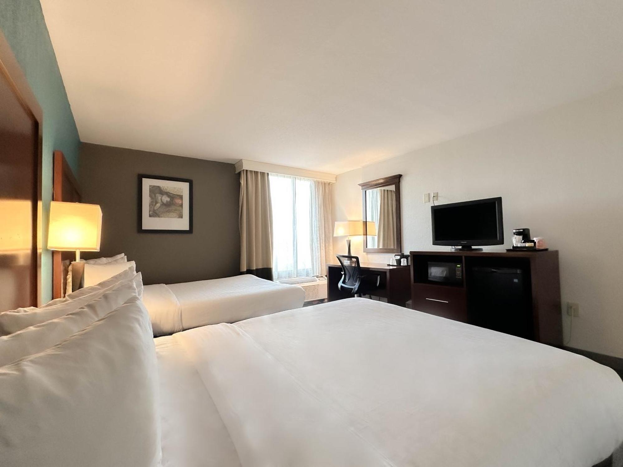 Deluxe Zimmer mit 2 Queensize-Betten und Schlafsofa