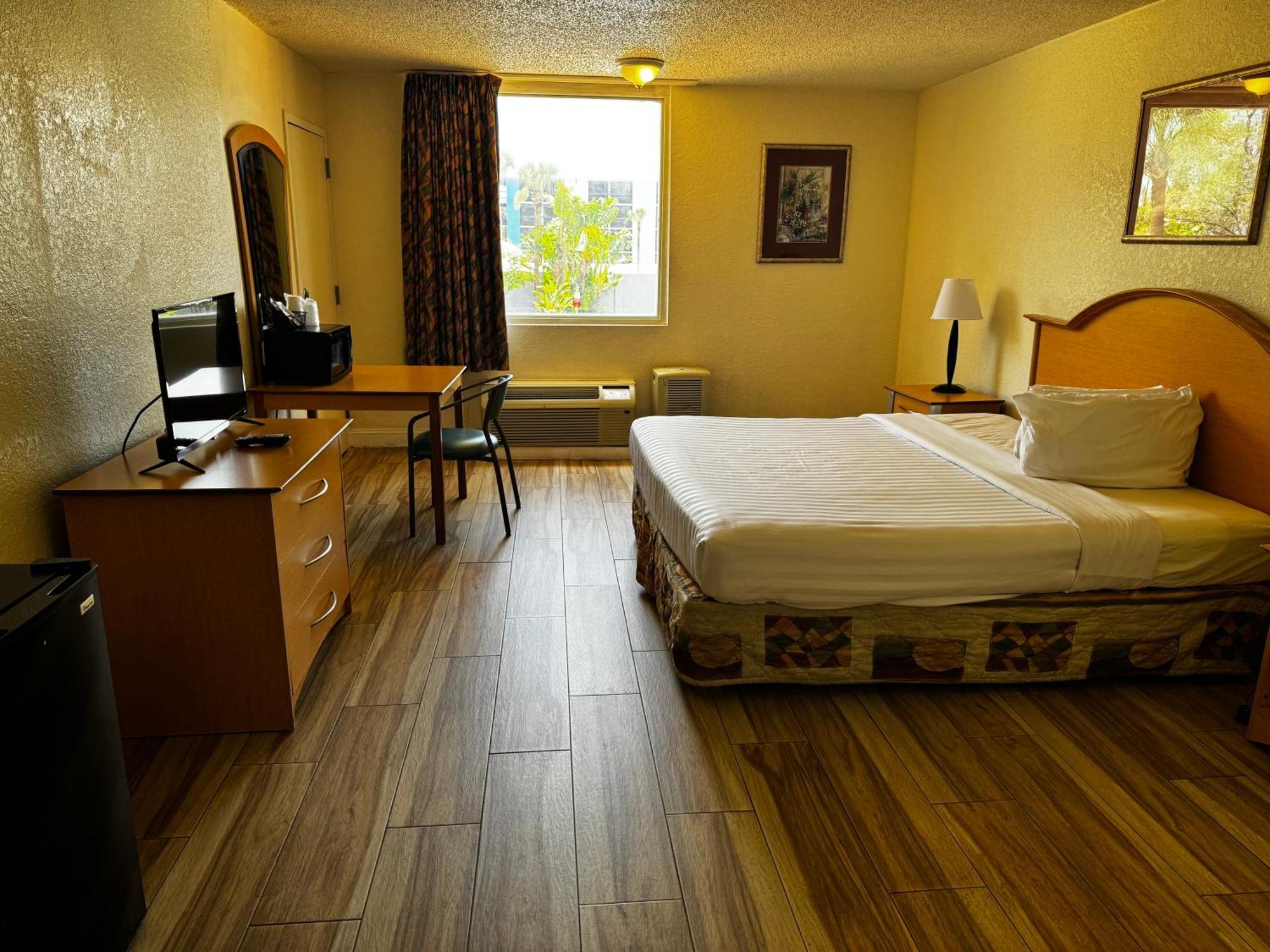 King Room