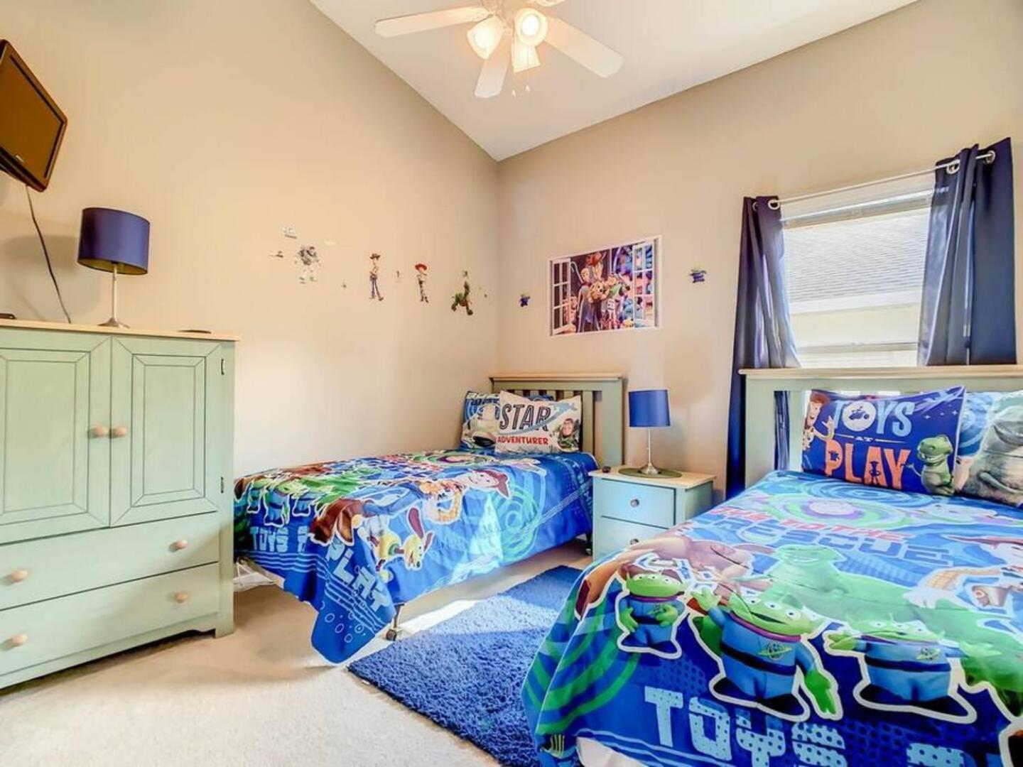 Four-Bedroom House,1697336403:JPEG
