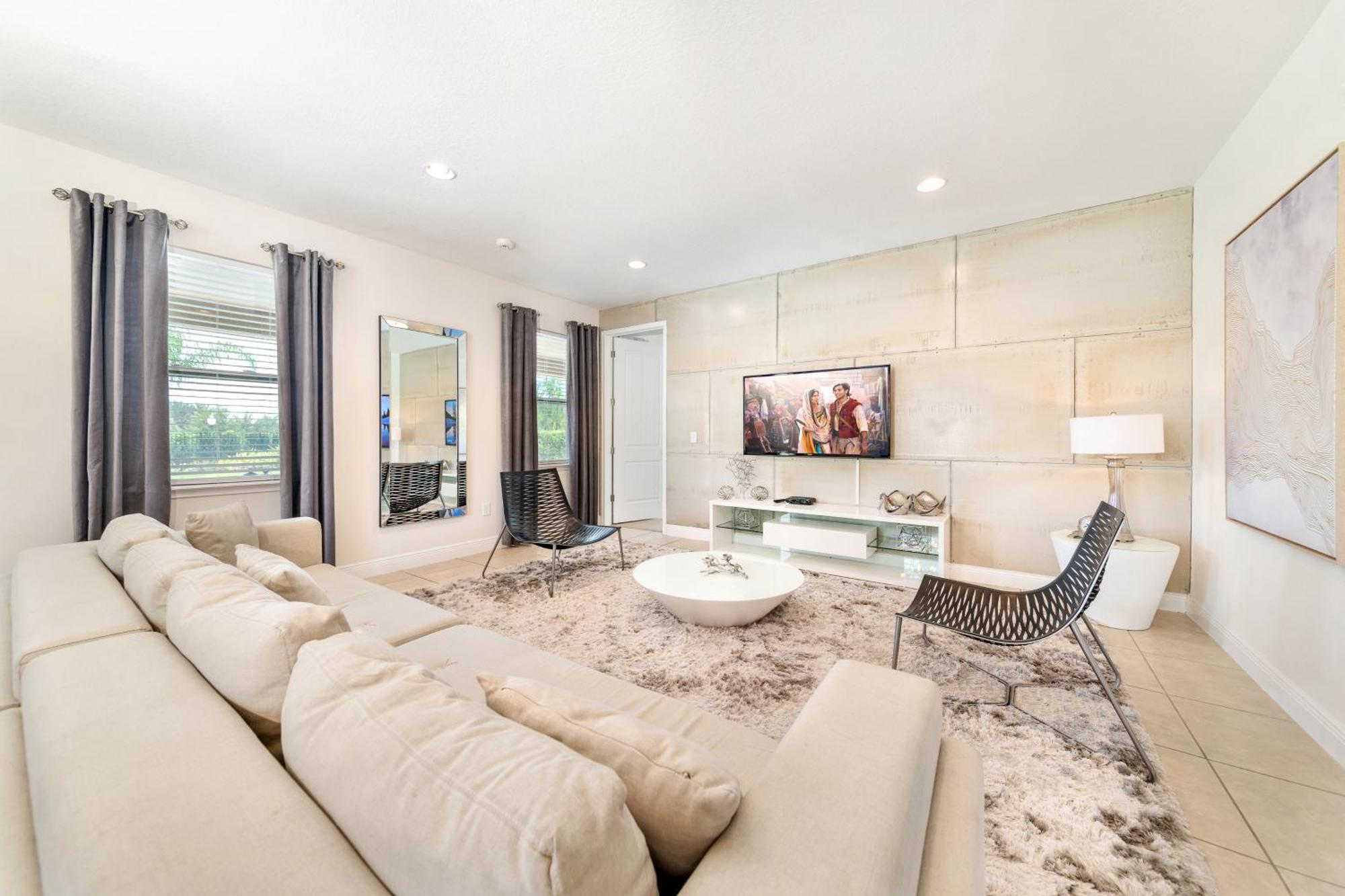 Eight-Bedroom Holiday Home
