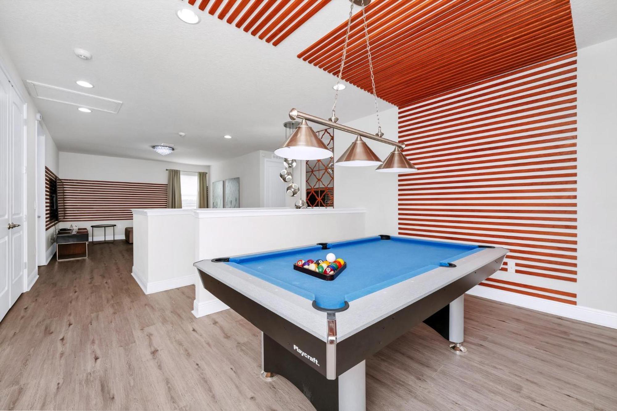 Eight-Bedroom Holiday Home