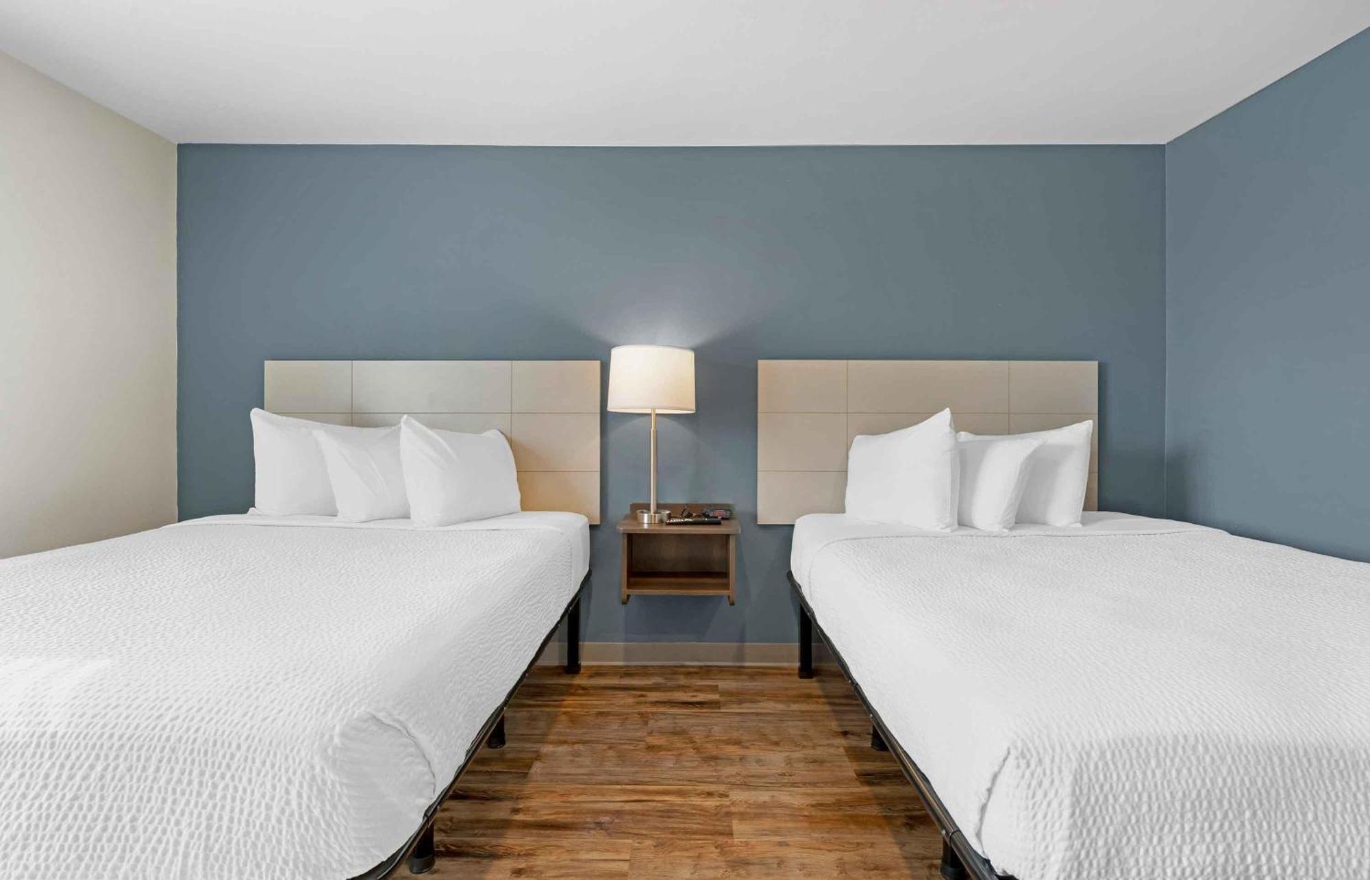 Standard Queen Room Two Queen Beds Non-Smoking