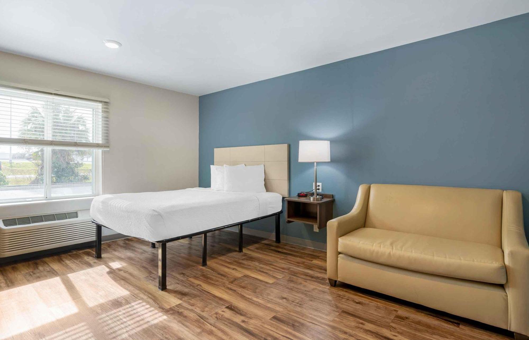 Standard Queen Room Sofa Bed Non-Smoking