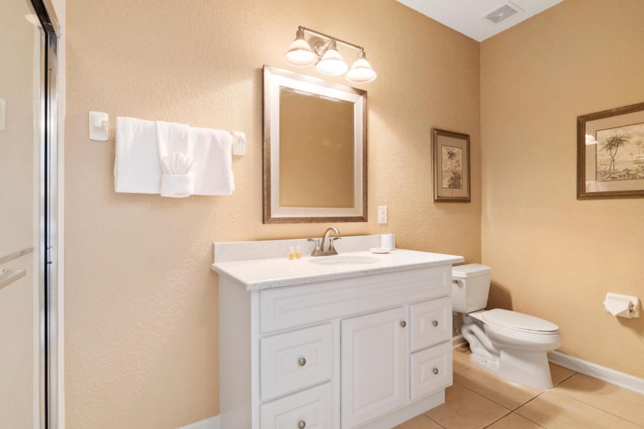 Luxury Three-Bedroom Townhouse