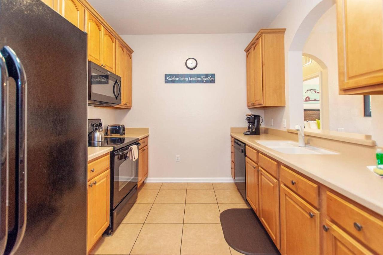 Three-Bedroom Apartment,934983223:JPEG