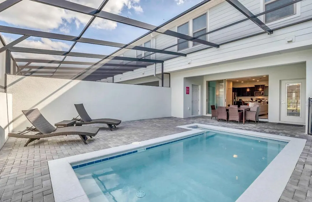 Townhome Wprivate Splash Pool & Free Water Park-1