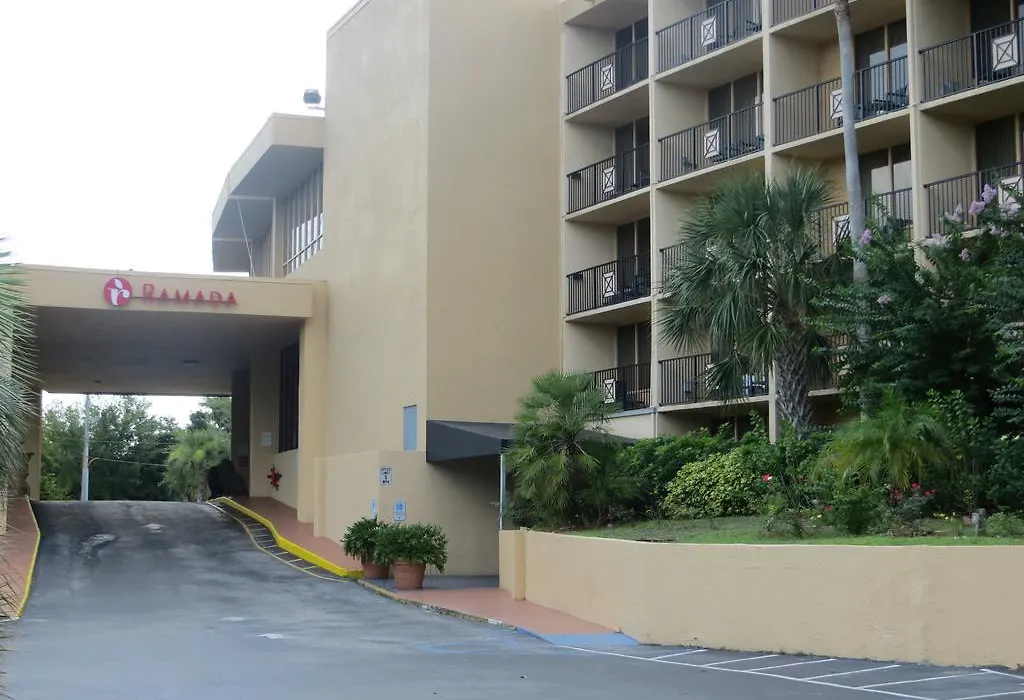 Ramada Downtown Orlando-1
