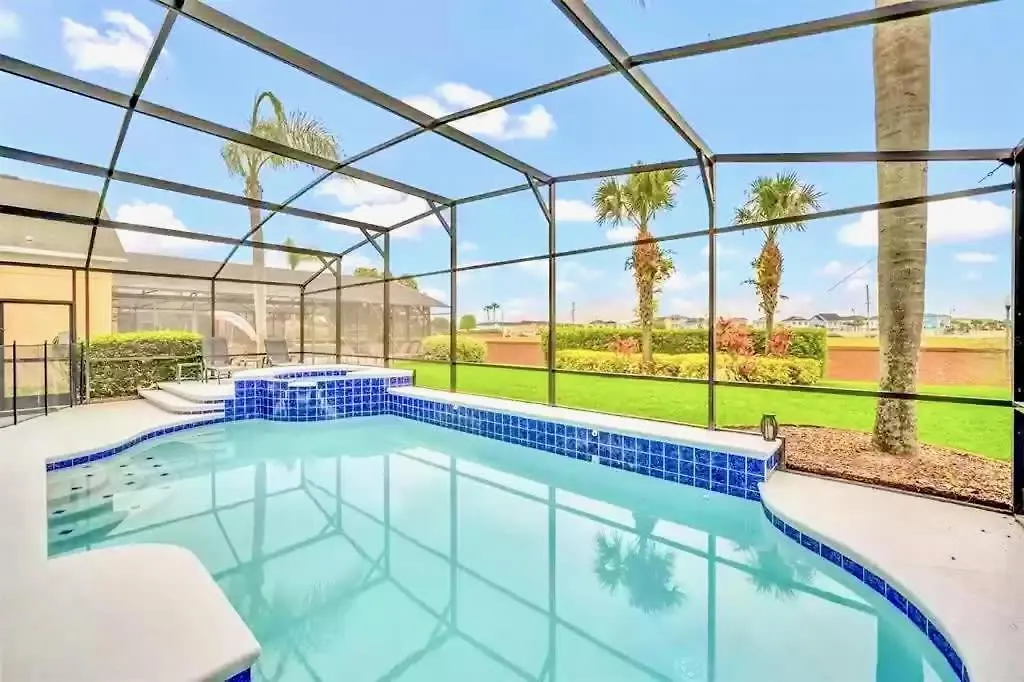 5Br Family Home With Pool, Hot Tub, Theater Room-1