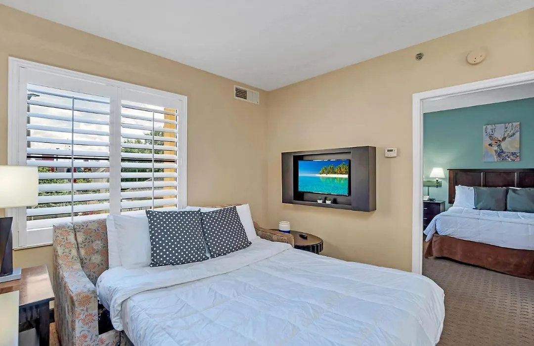 1Br With Queen Beds - Hotel With Pool Hot Tub & Arcade Near Universal & Disney-1