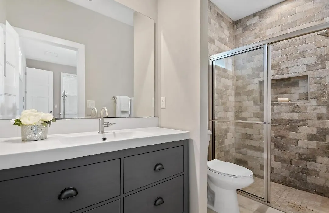 Centrally Located Guest Suite Retreat-1