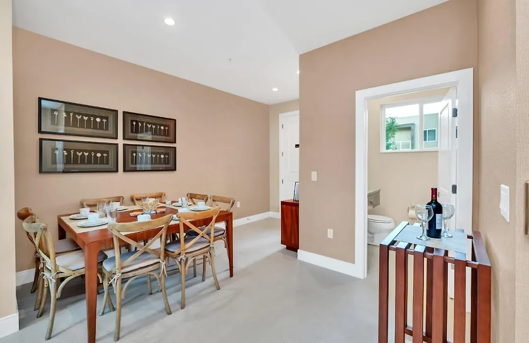 Luxury Villa Less Than A Mile From Disneyworld -Bonus Elevator--1