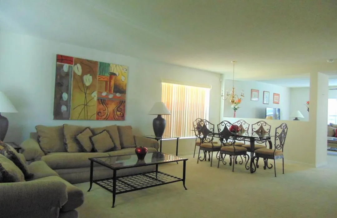 279 Square Meter Luxury Waterfront Home, Private Pool 15 Minutes From Disney!-1