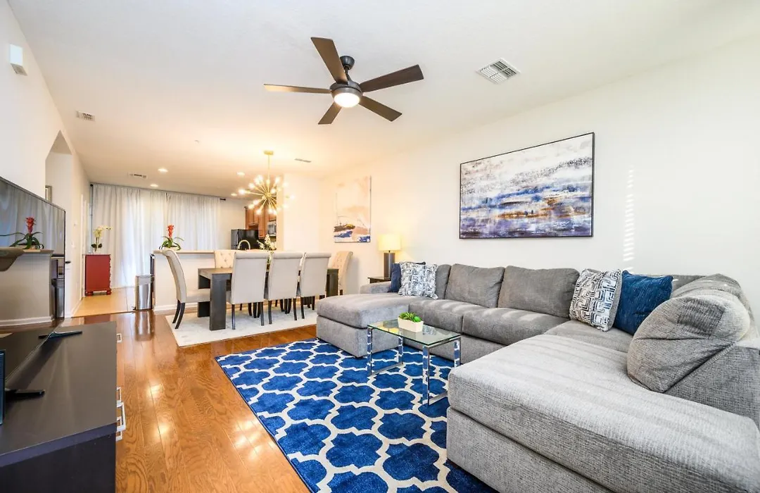 New Listing - Beautiful Townhome -Vista Cay- 4022-1