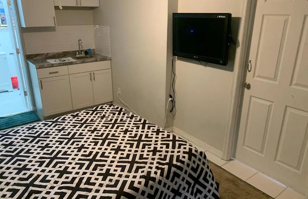 Guest Suite 15 Minutes To Universal And Disney-1