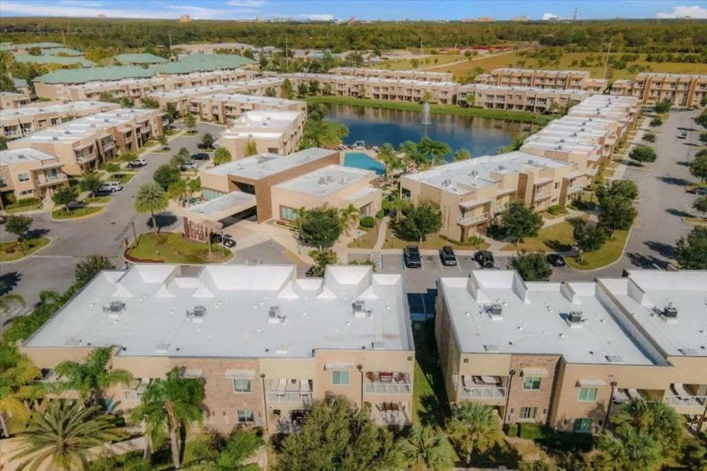 4 Bedrooms- 4,5 Bathrooms- Magic Village 3107 Ba-1