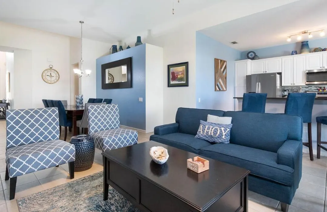 2702 Manesty Lane-1