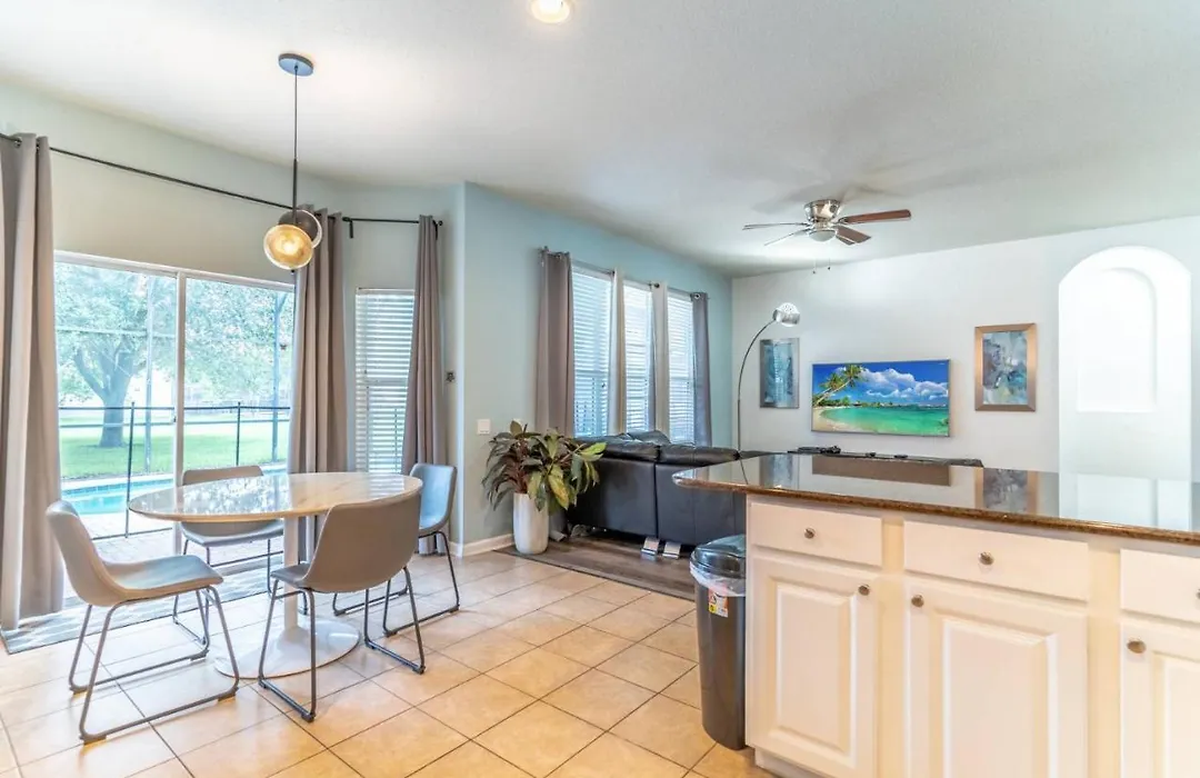 7812 Windsor Hills-1