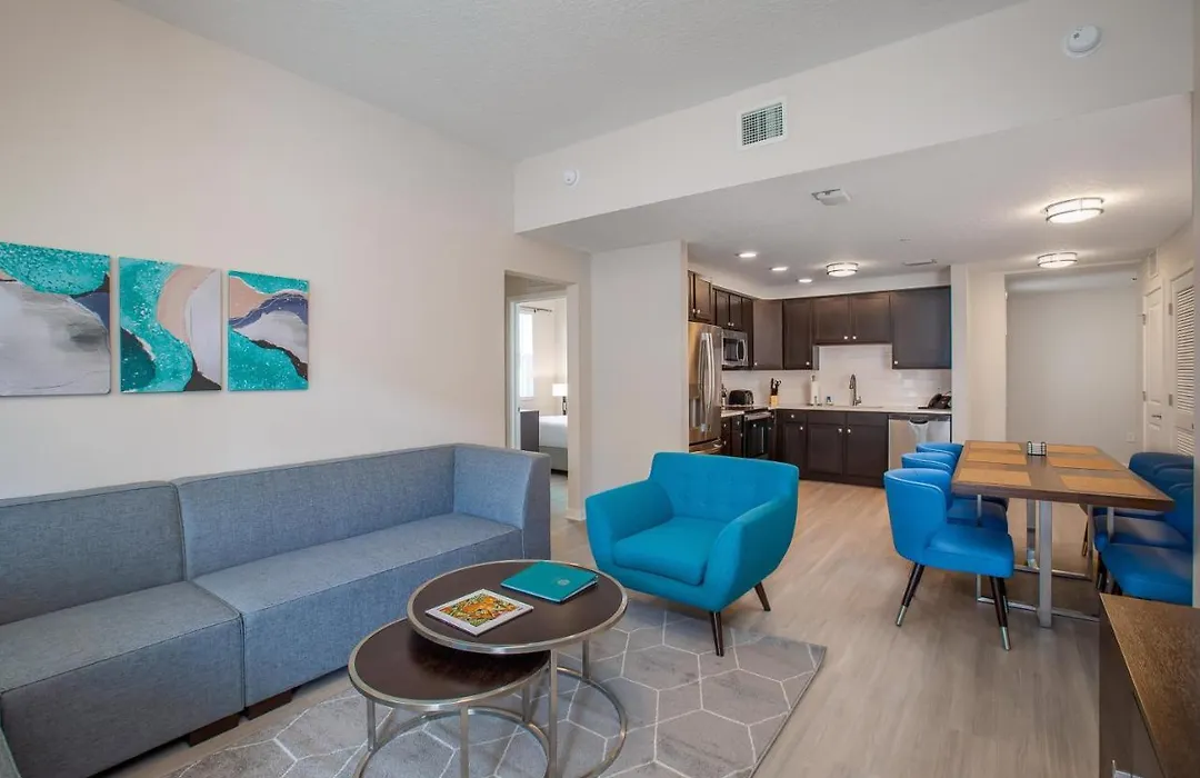Beautiful Home In Orlando With Wifi, Internet And Jacuzzi-1