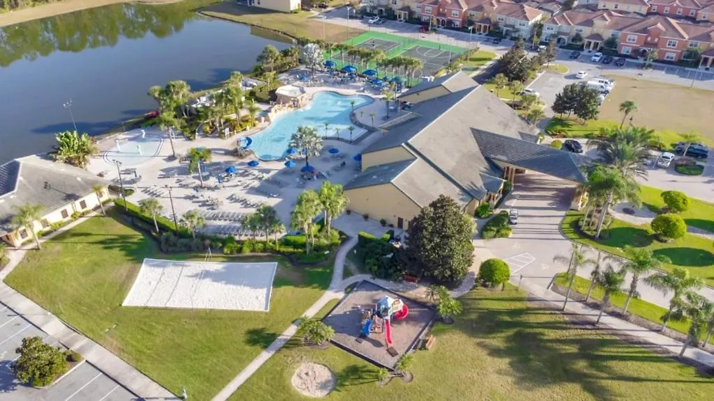 4 Bedrooms - 3 Bathrooms - Paradise Palms 8941 Cp-1