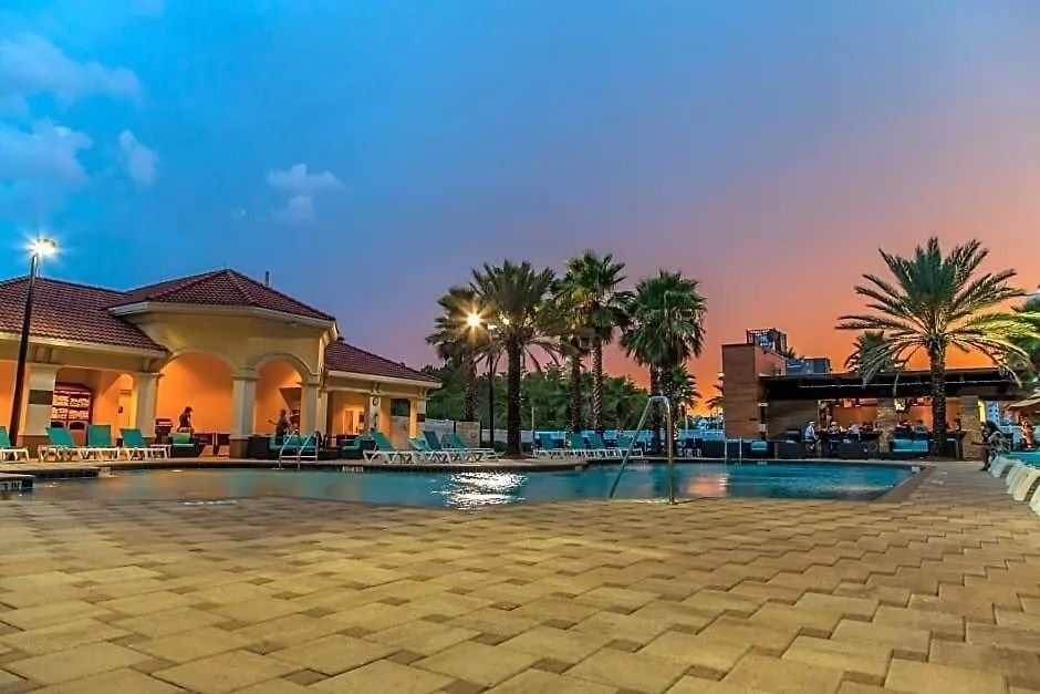 The Point Hotel Universal Studios Orlando-1