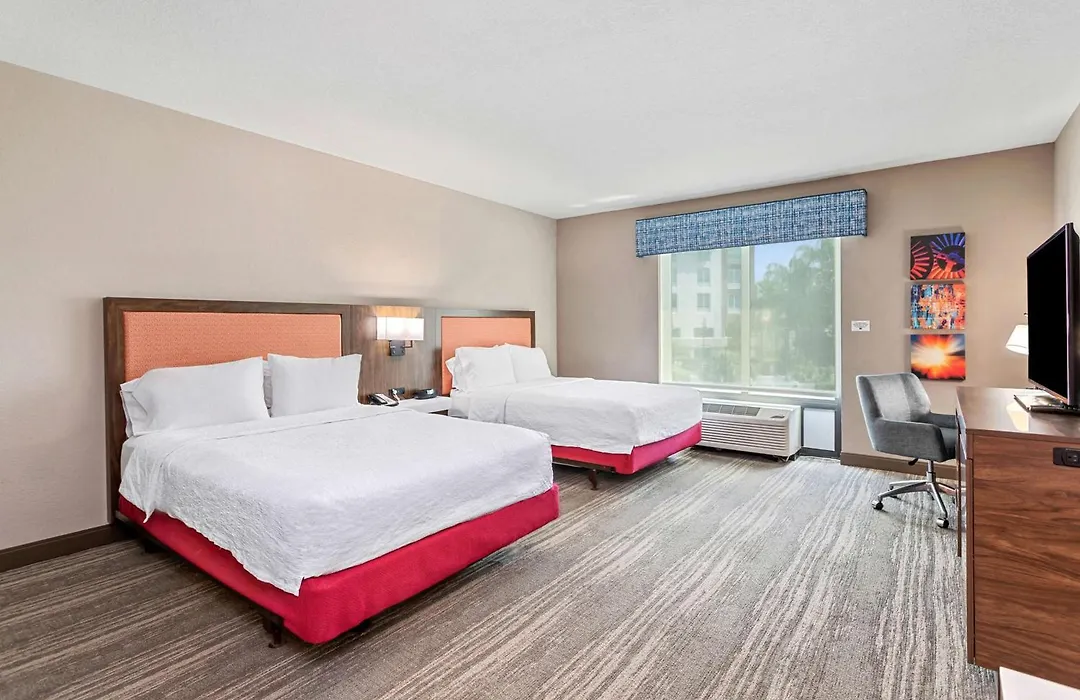 Hampton Inn & Suites Orlando-Apopka-1