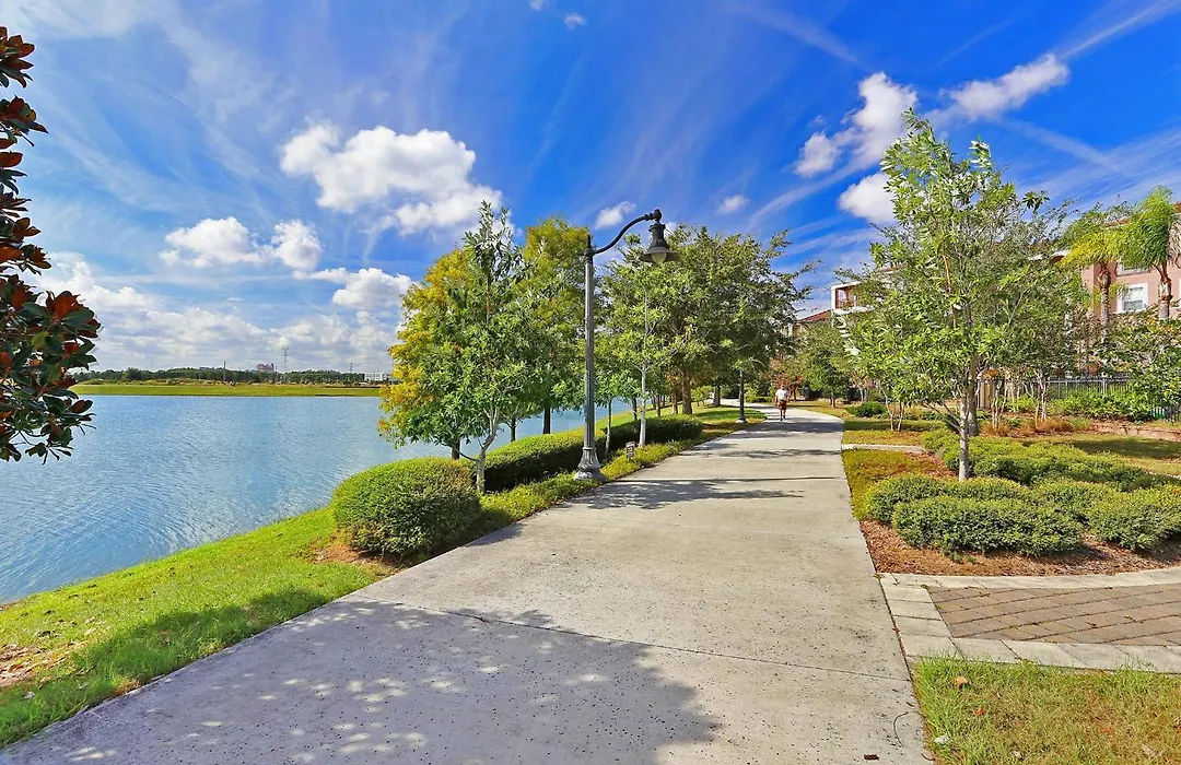 Epic Universe 4 Bedroom Plus, Lake View Condo, Vista Cay-1008-1