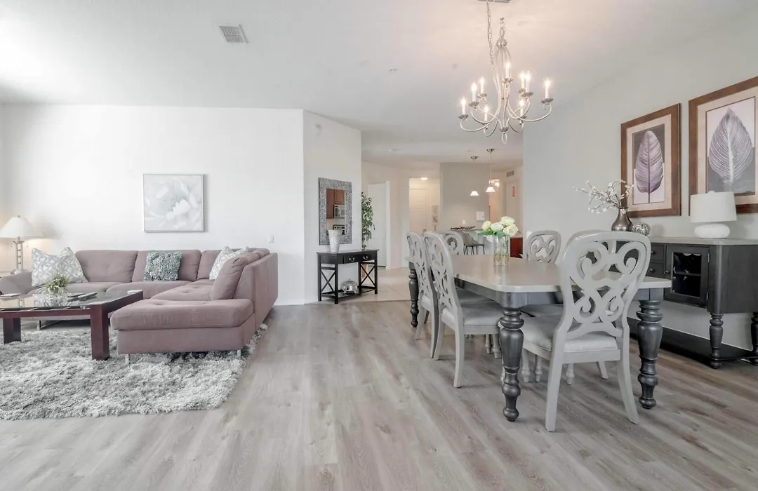 New! Sensational Vista Cay Lake View Escape Near All Theme Parks Walk To The Convention Center And Int'L Drive-1