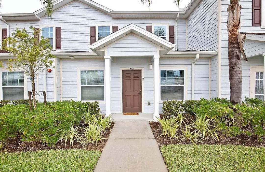 Great And Practical Townhouse In Gated Community, Sleeps 6 10 Min To Disney!-1