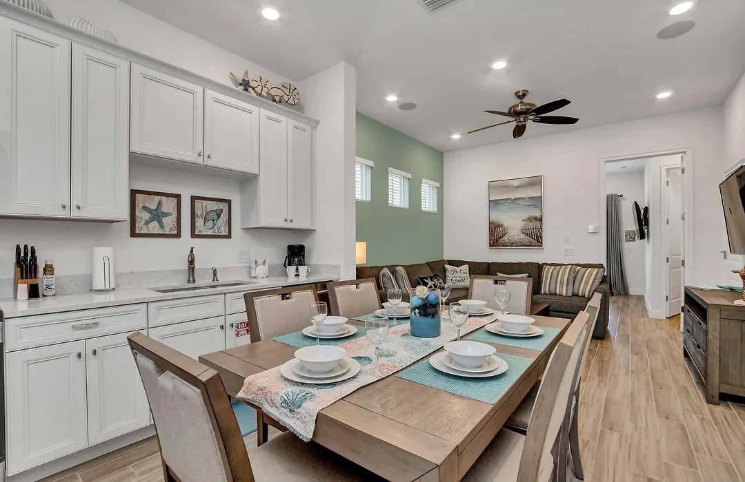 Tropical Retreat In Margaritaville Wbonus Room-1
