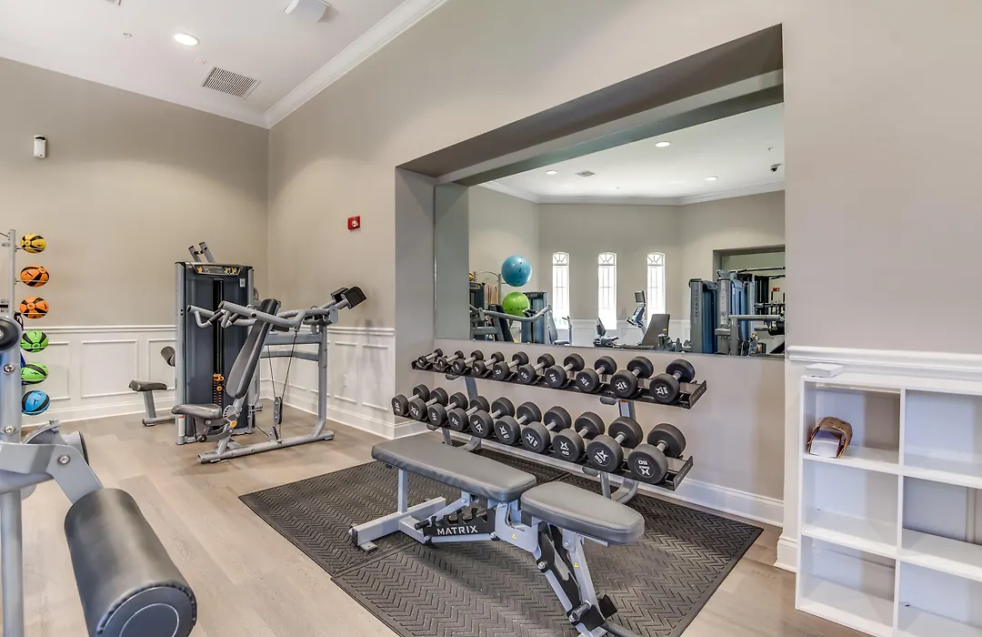 Spacious Vista Cay Condo, Near Universal!-1