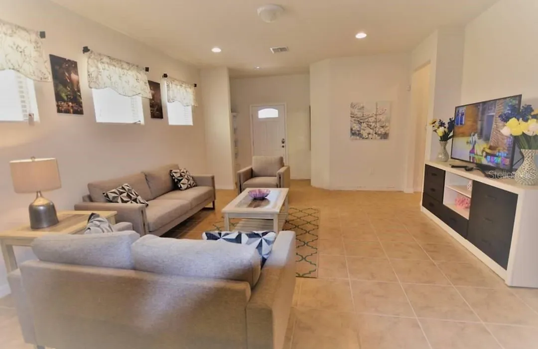 Simply Comfort - Fantastic 5Bd House,Private Pool,Disney,Orlando-1