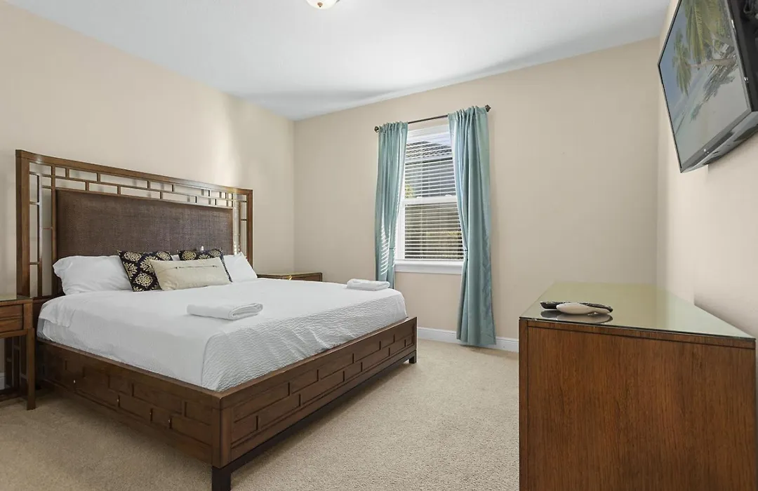 25% Off 8Br Home. Poolspamovie Game Rooms-1