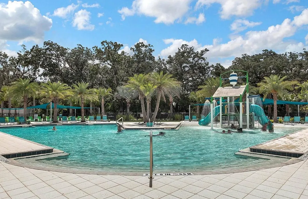 4 Bedrooms 3 Bathrooms Veranda Palms 2603 Sc-1