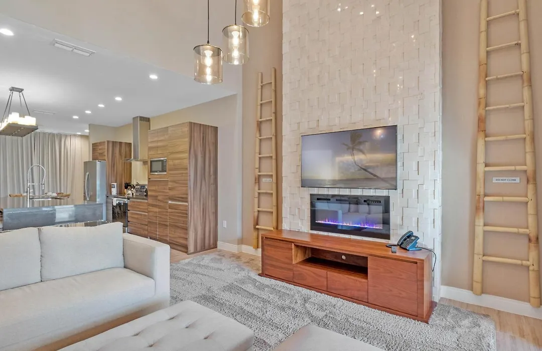 4 Bedrooms 45 Bathrooms Magic Village 7466 Bd-1