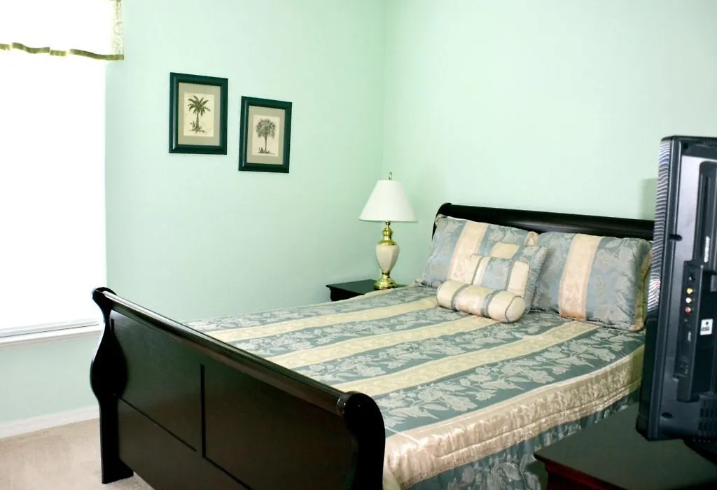 Legacy Apartment 8910-1
