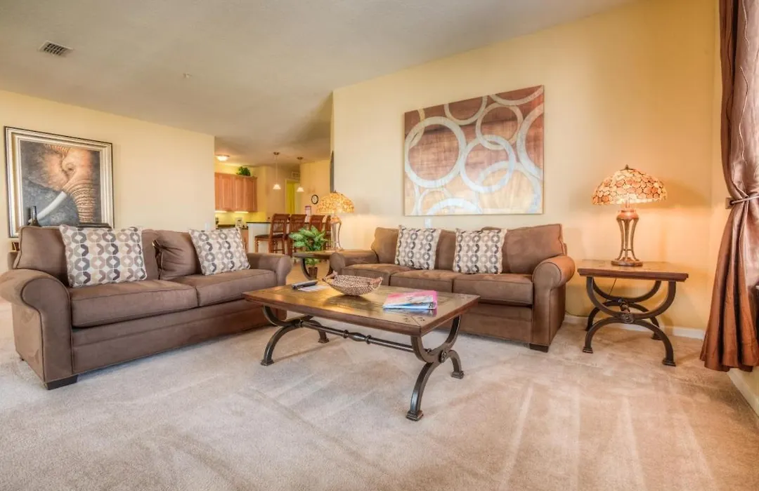 Luxurious Condo wPrivate Balcony AMAZING View-1