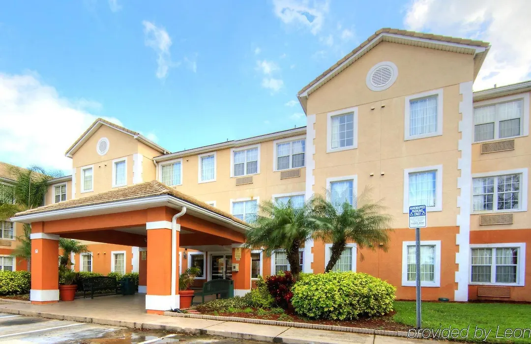 Intown Suites Orlando Florida Turnpike-1