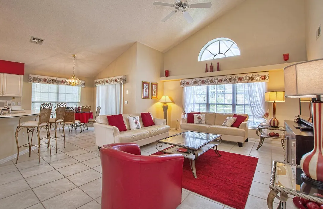 Mickey'S Lake Villa-1