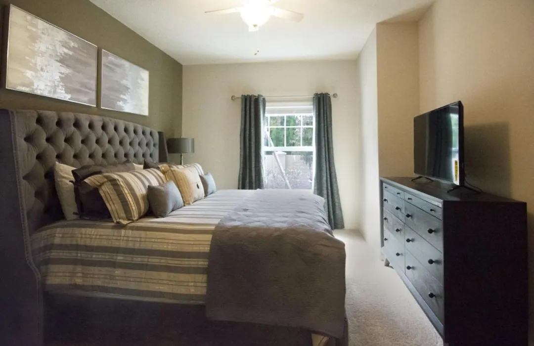 Beautiful Townhome At West Lucaya Wl8988-1