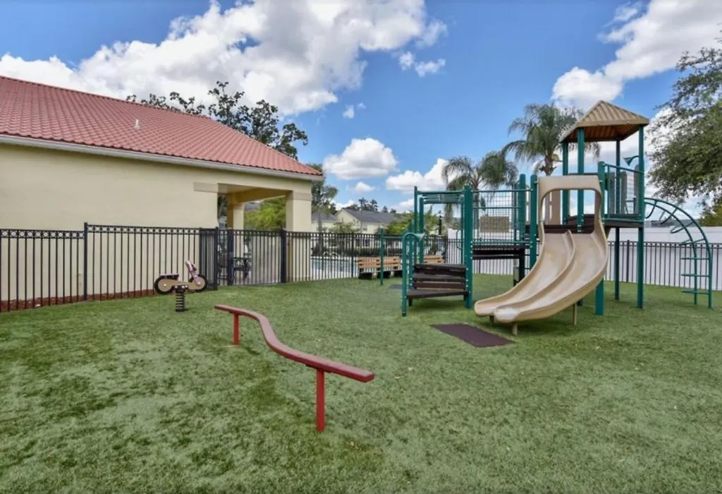 Gerald'S Club Cortile - Three Bedroom Condominium-1