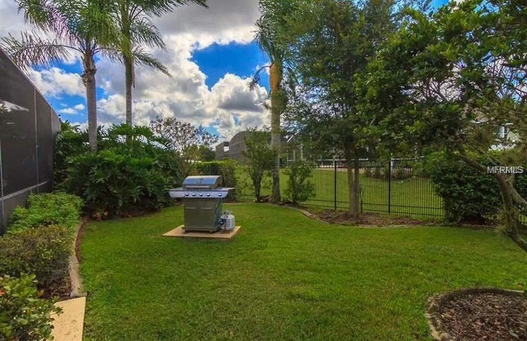 Formosa Gardens 293968-1