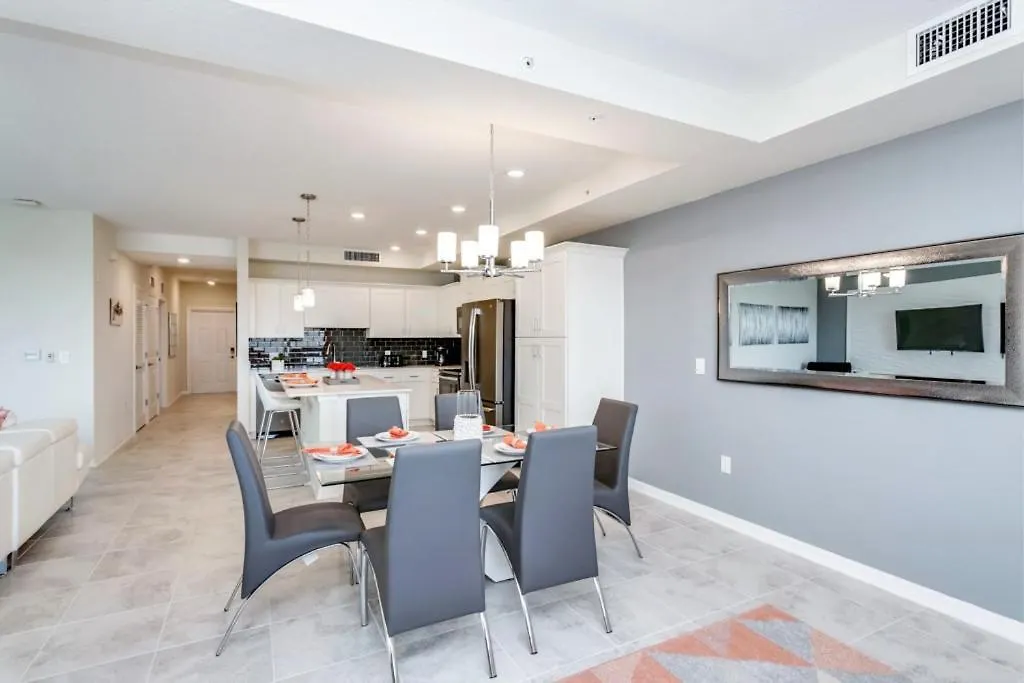Amazing Story Lake Brand New Condo 3111U307-1