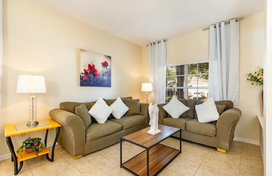 Five-Bedroom Pool Home Kissimmee-1